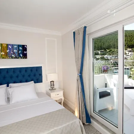 Отель Zena Bodrum 2*