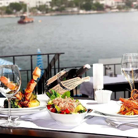 فندق Zena Bodrum 2*