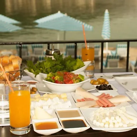 Zena Bodrum فندق 2*