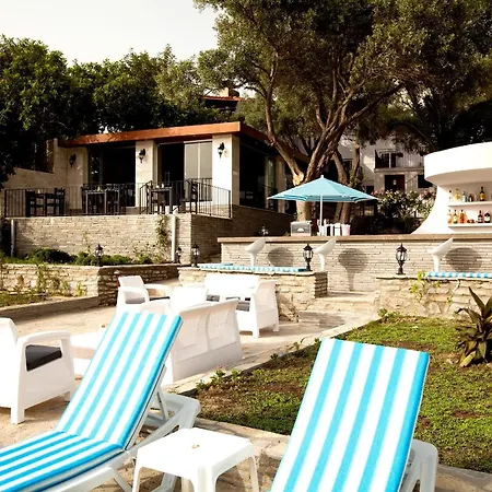 Zena Bodrum فندق 2*
