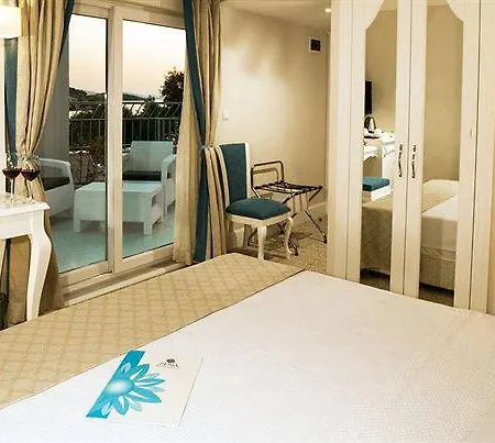 Отель Zena Bodrum